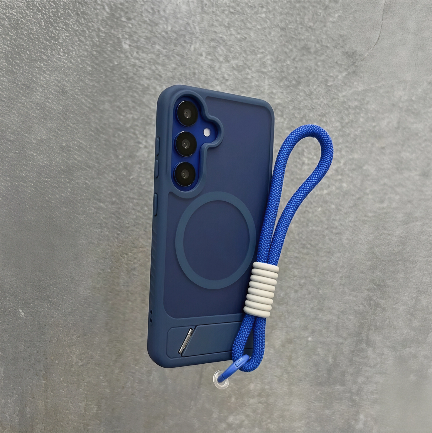 Coque magnétique translucide mate avec support invisible et dragonne pour Samsung S26 / S25 / S24 / S23 (Ultra / Plus / FE / Standard)