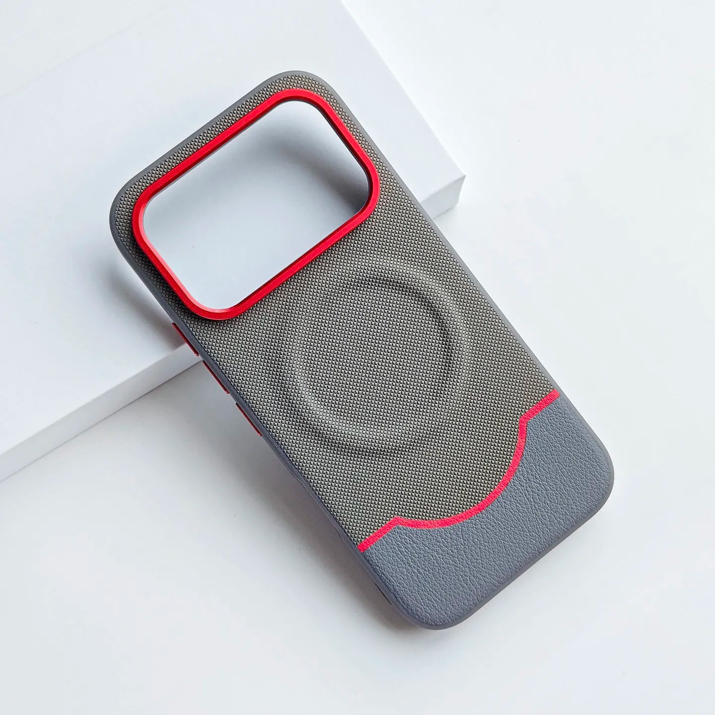 Coque  magnétique en cuir PU mat à grain fin associé au silicone pour Honor 600 / 600 Pro